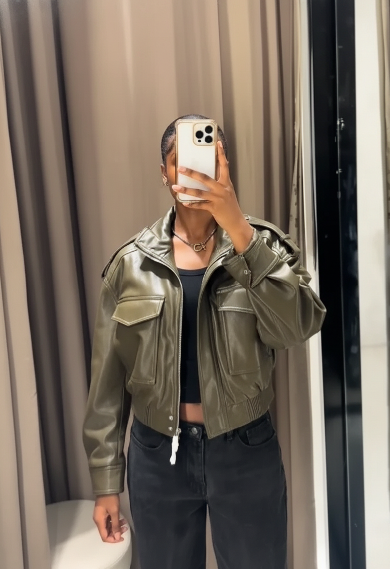 Vintage Luxe Lederjacke – Kurzer Mantel mit Revers und Reißverschluss